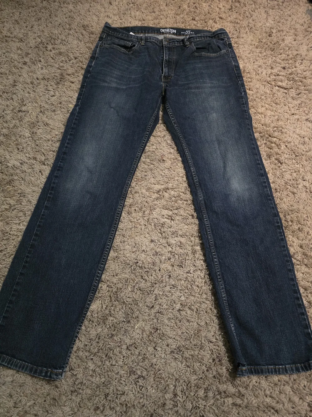 Denizen from Levi's Men's Dark Blue Straight Jeans